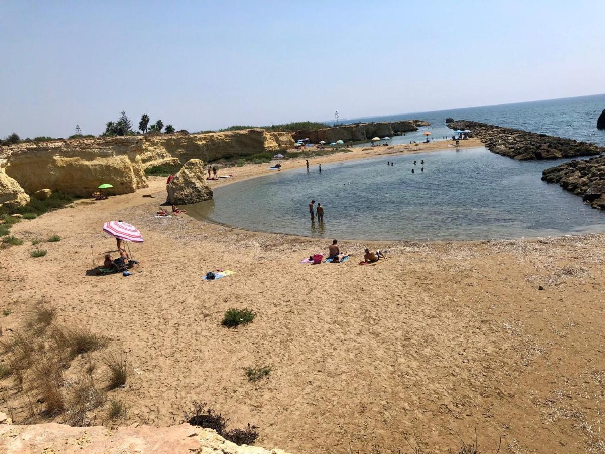 Terre Iblee Resort 끼아라몬떼굴피 외부 사진