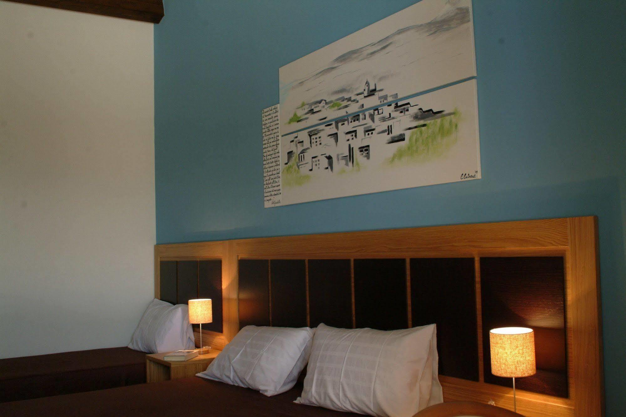 Terre Iblee Resort 끼아라몬떼굴피 외부 사진