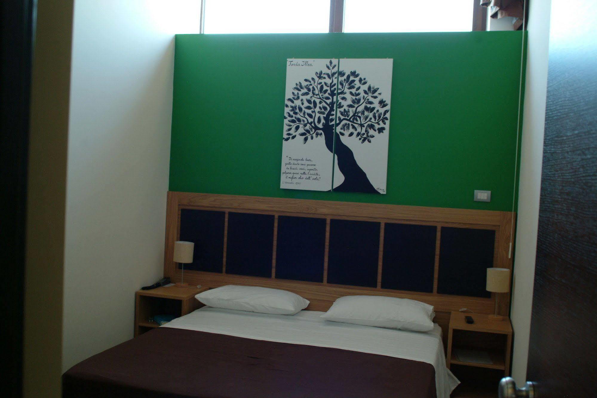 Terre Iblee Resort 끼아라몬떼굴피 외부 사진