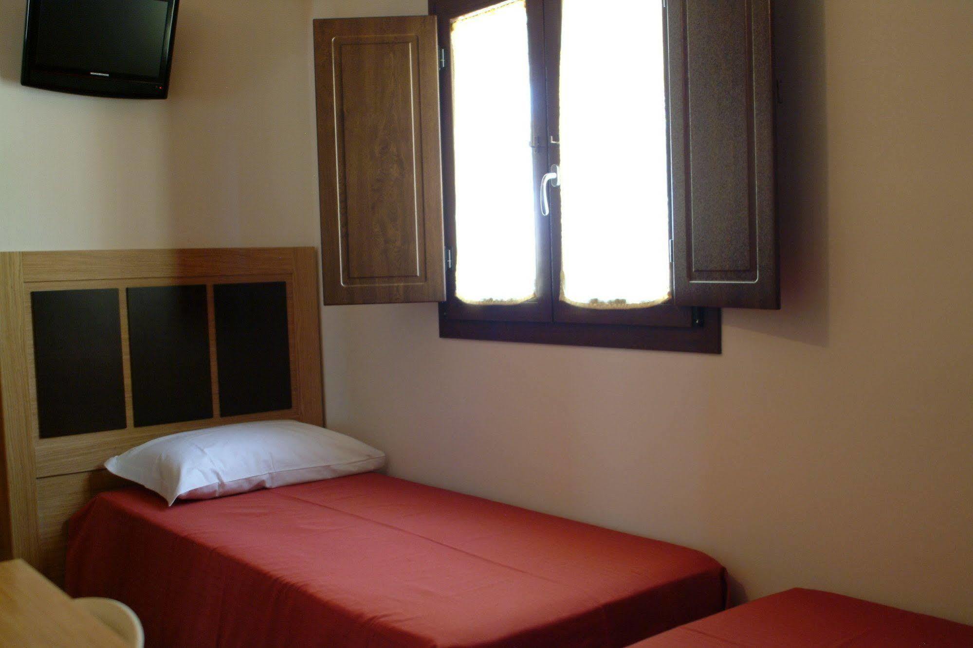 Terre Iblee Resort 끼아라몬떼굴피 외부 사진