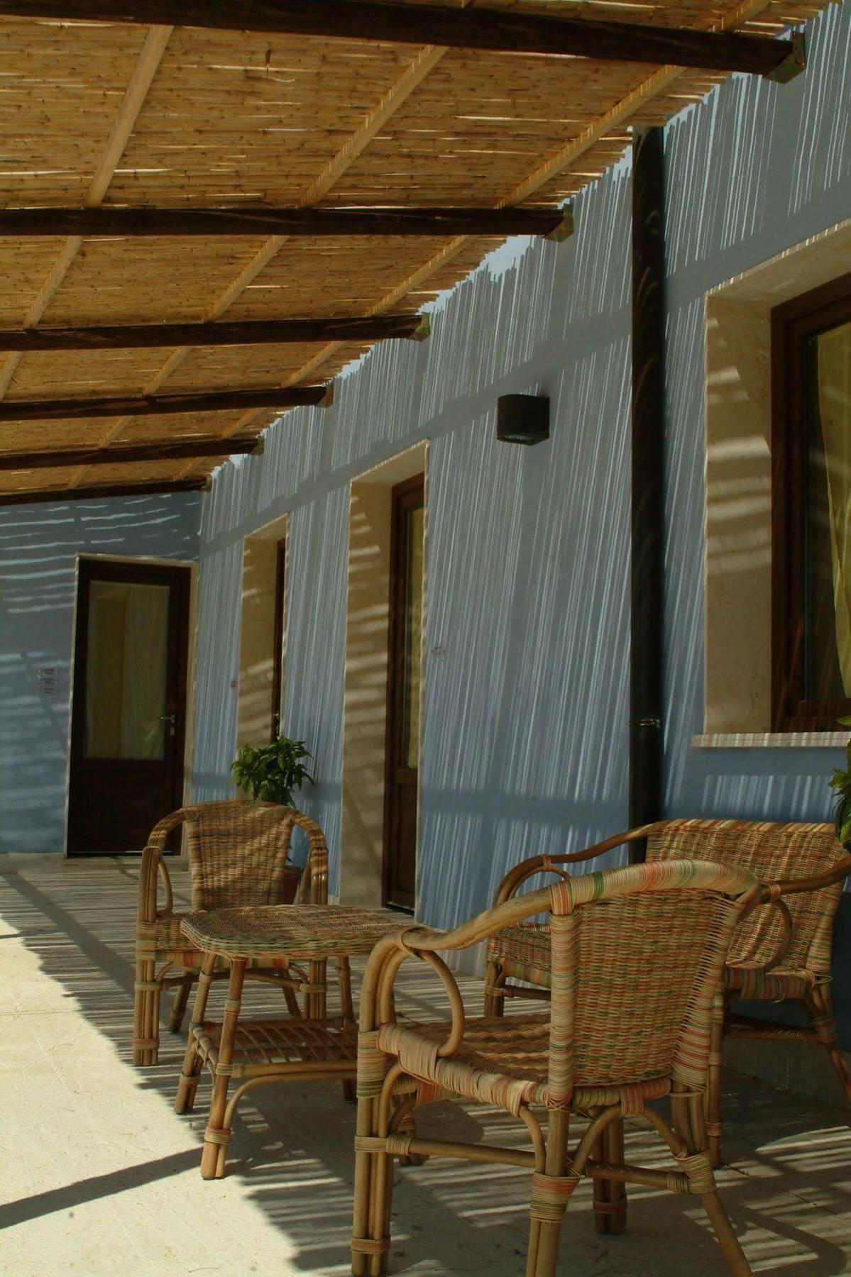 Terre Iblee Resort 끼아라몬떼굴피 외부 사진